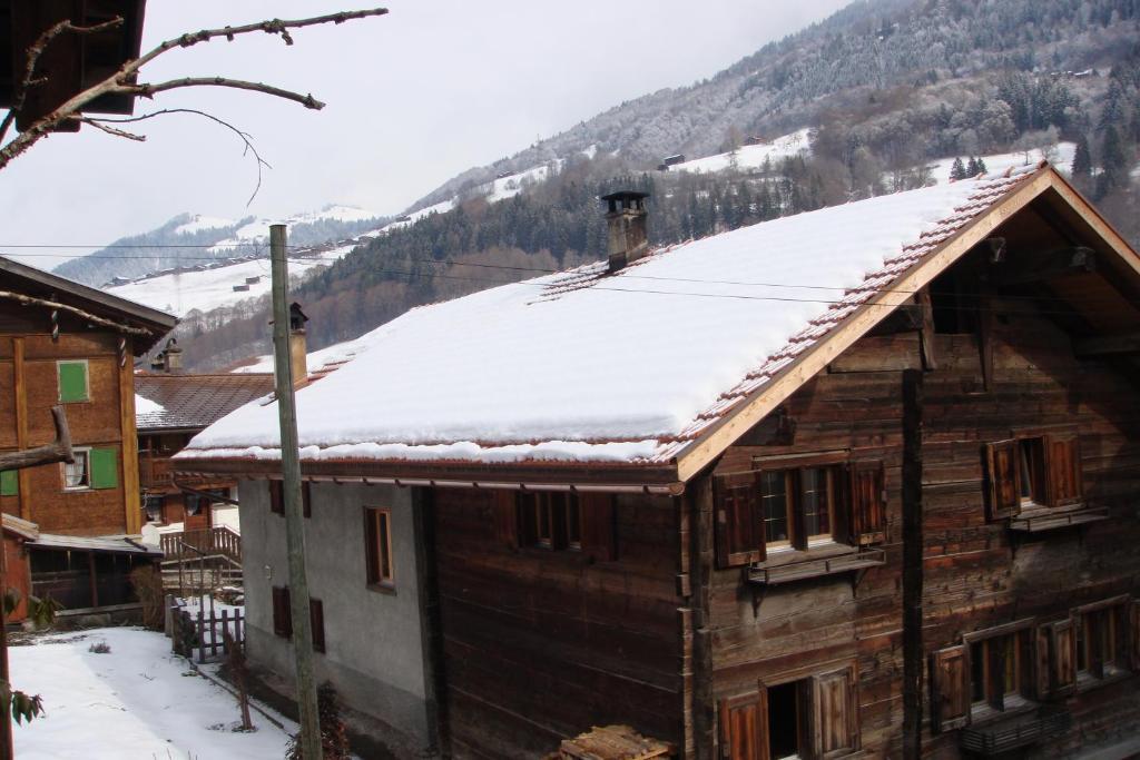 Bnb Hasatrog Jenaz ภายนอก รูปภาพ